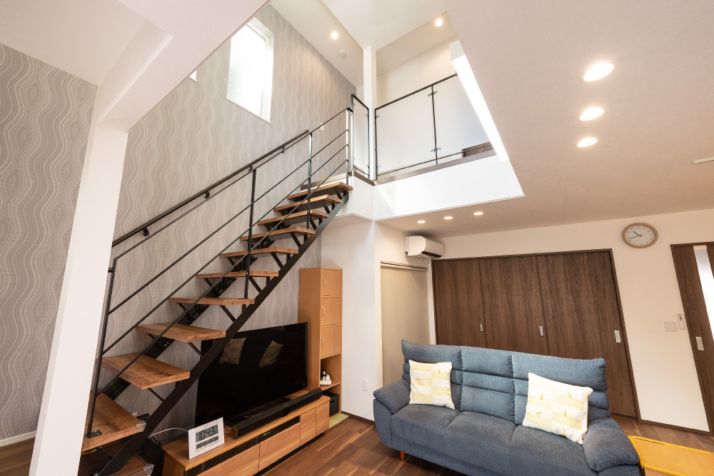 リビング階段・吹抜け