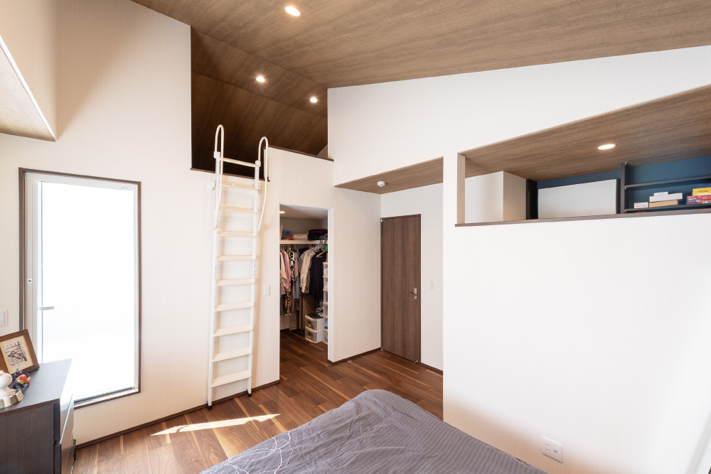 主寝室・ロフト・ウォークインクローゼット