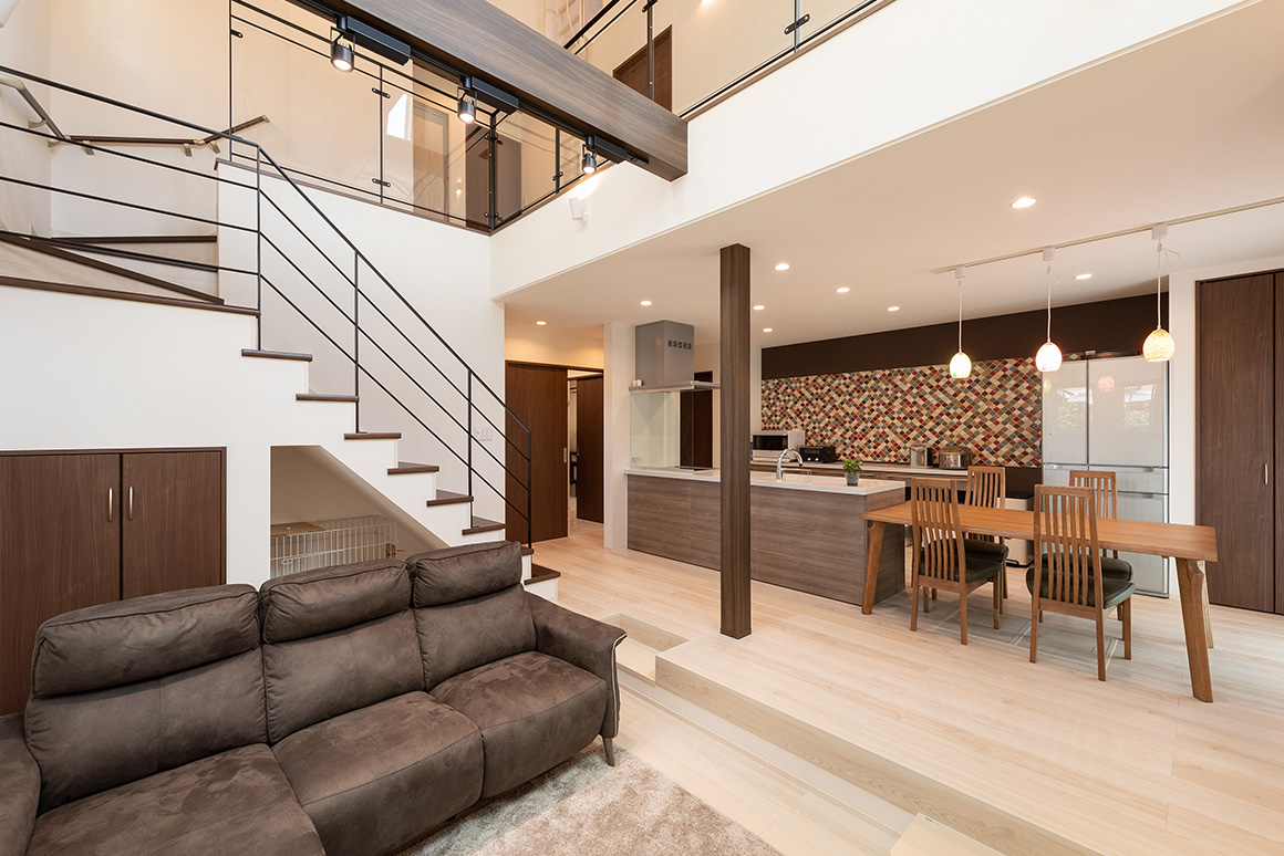 リビング・ダイニング・キッチン・リビング階段・吹抜け