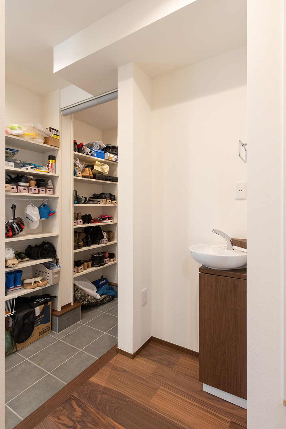 玄関・シューズクローク