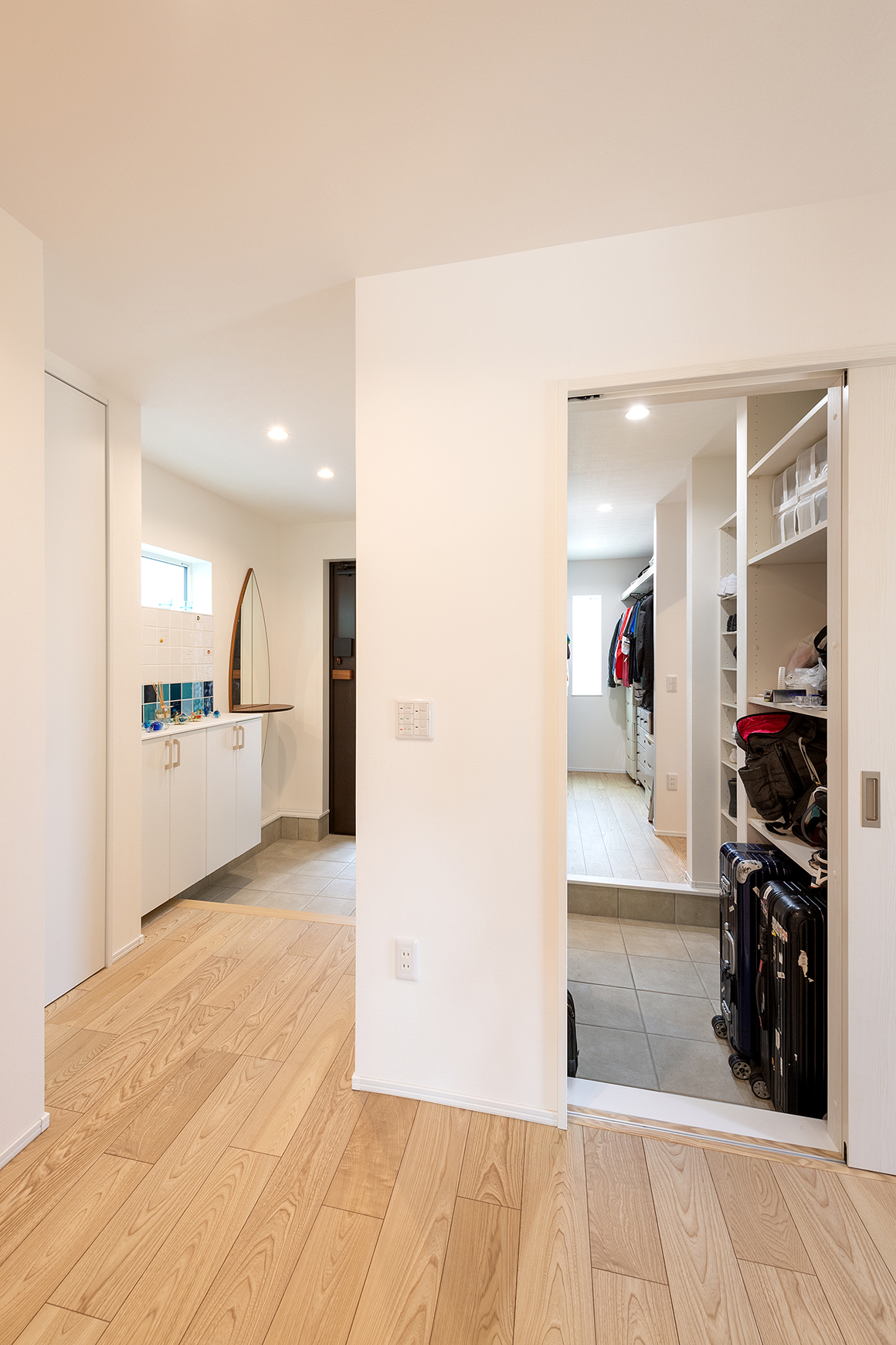 玄関・エントランスサイドクローク・ファミリークローク