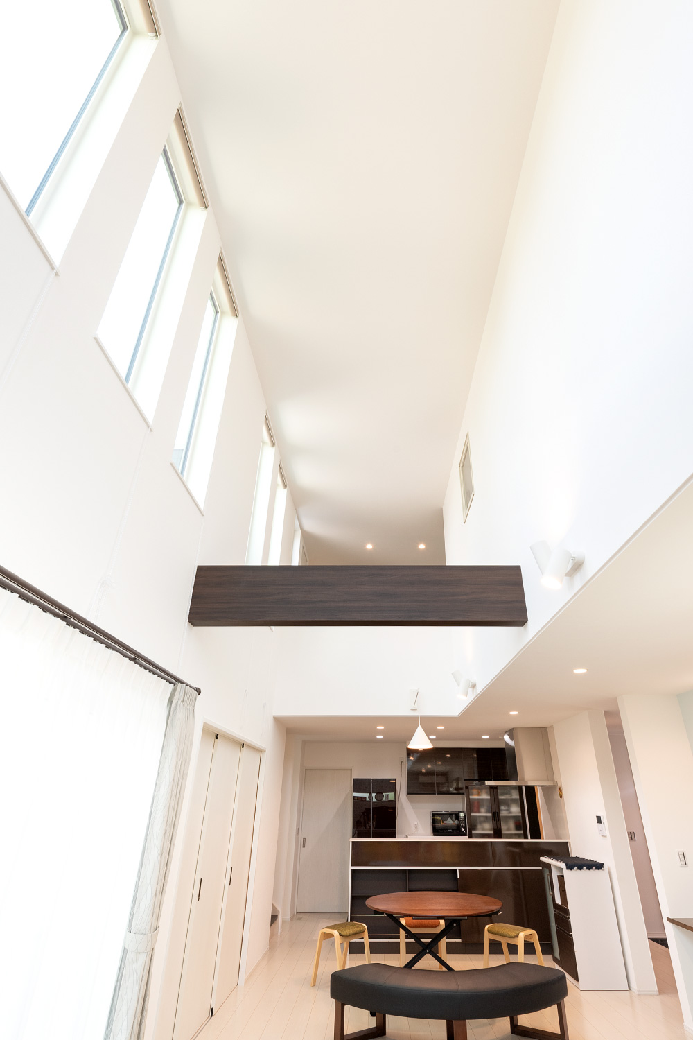 吹抜け・ダイニング・キッチン