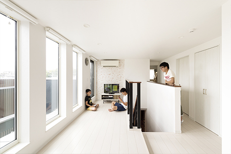 ホール・ファミリーライブラリー